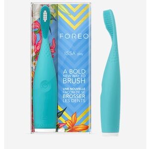 ISSA play The Perfect Toothbrush to Discover Sonic Oral Care! NWB